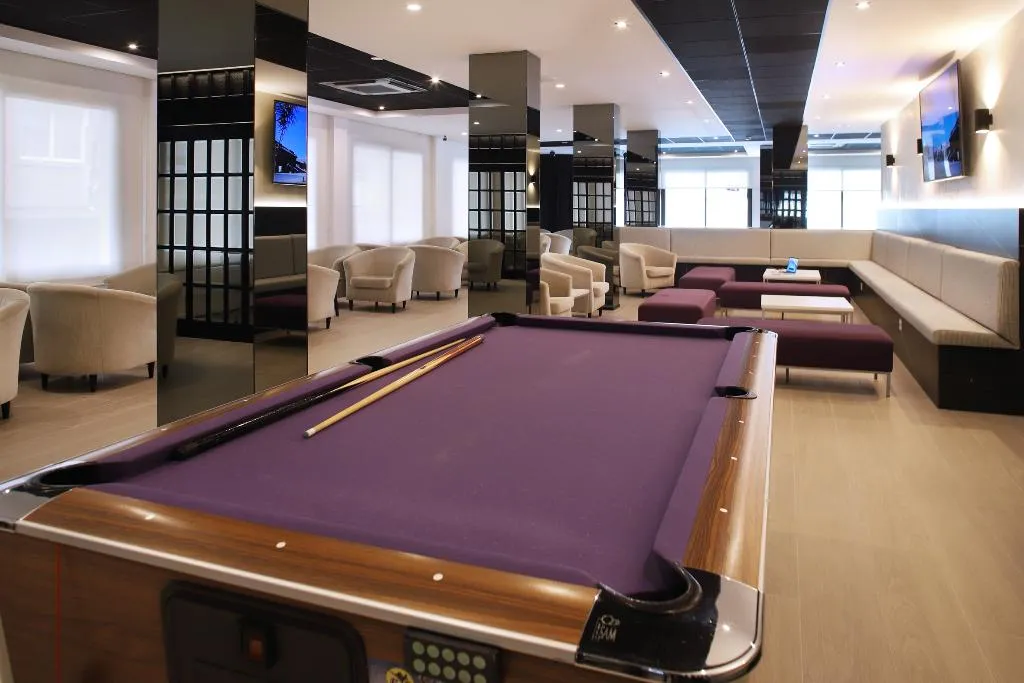 Sports and Entertainment, Brasil, Costa Blanca
