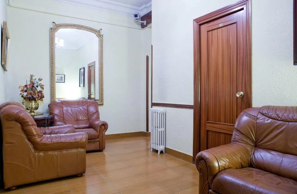 Lobby, Hostal America, Madrid