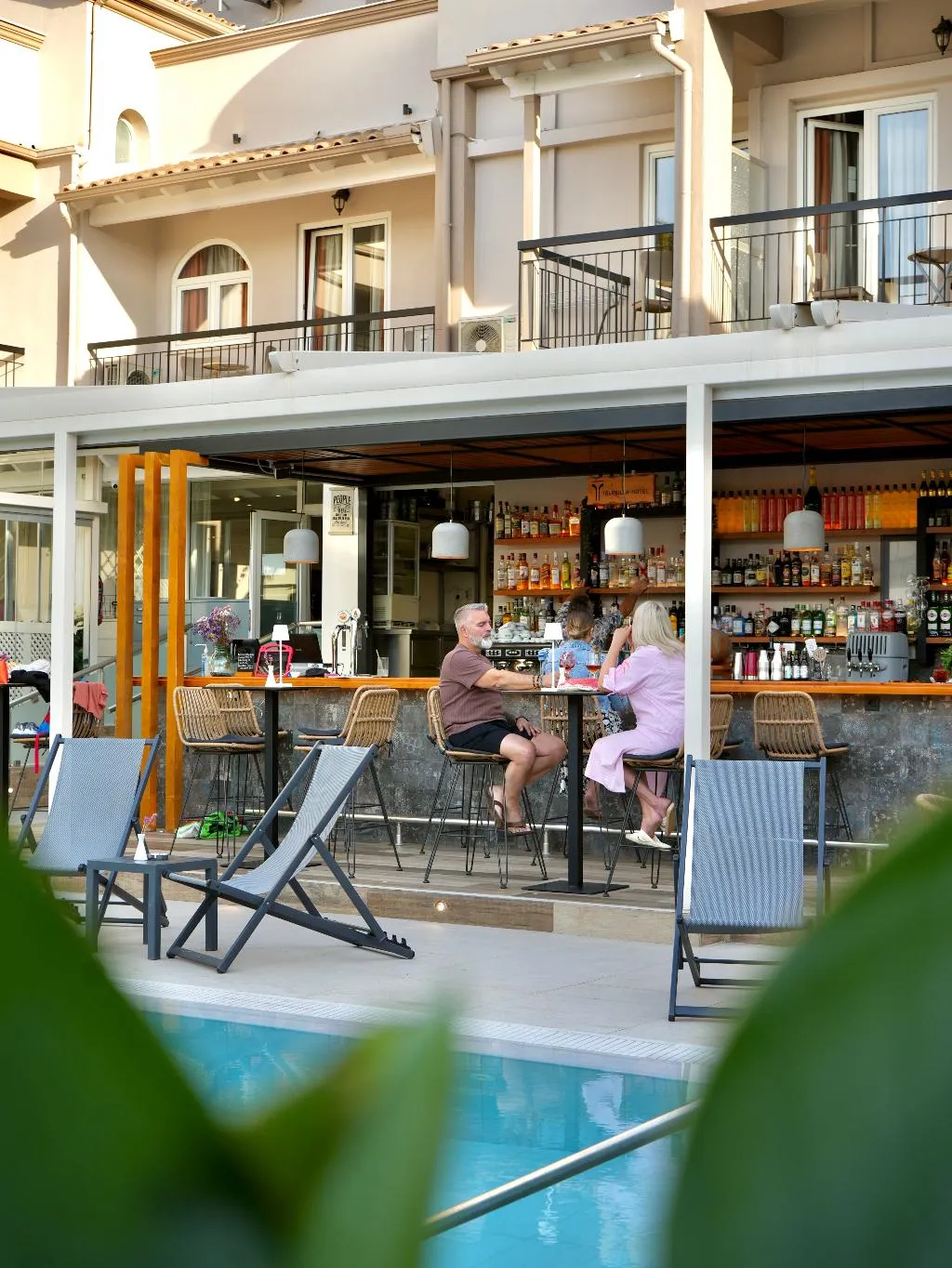 Bar, Telesilla, Corfu