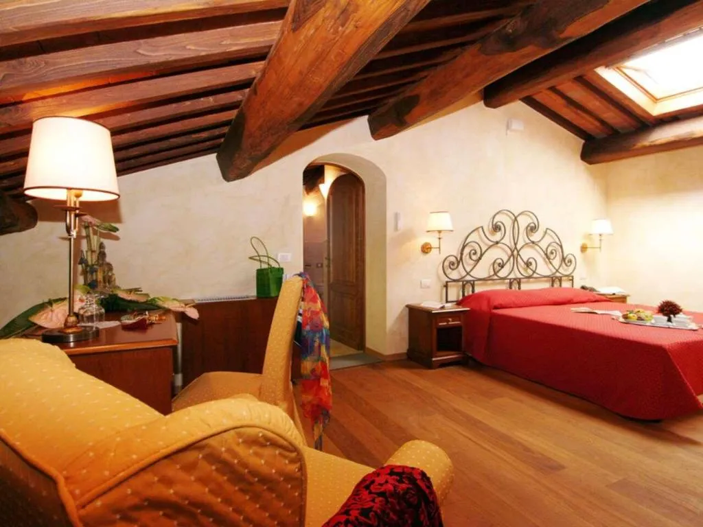 Room, Palazzo San Niccolo, Florence