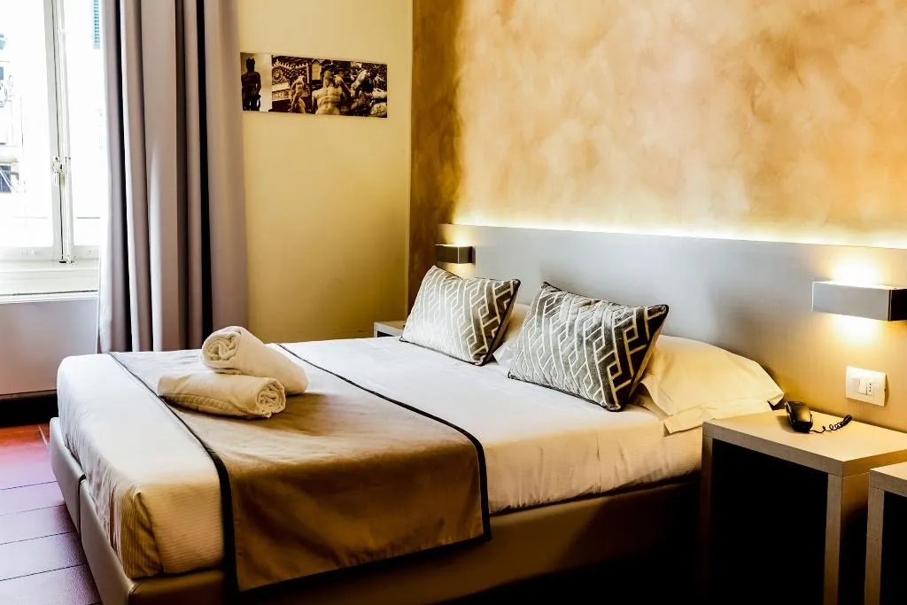 TRIPLE SUPERIOR Room, Albergo Firenze, Florence