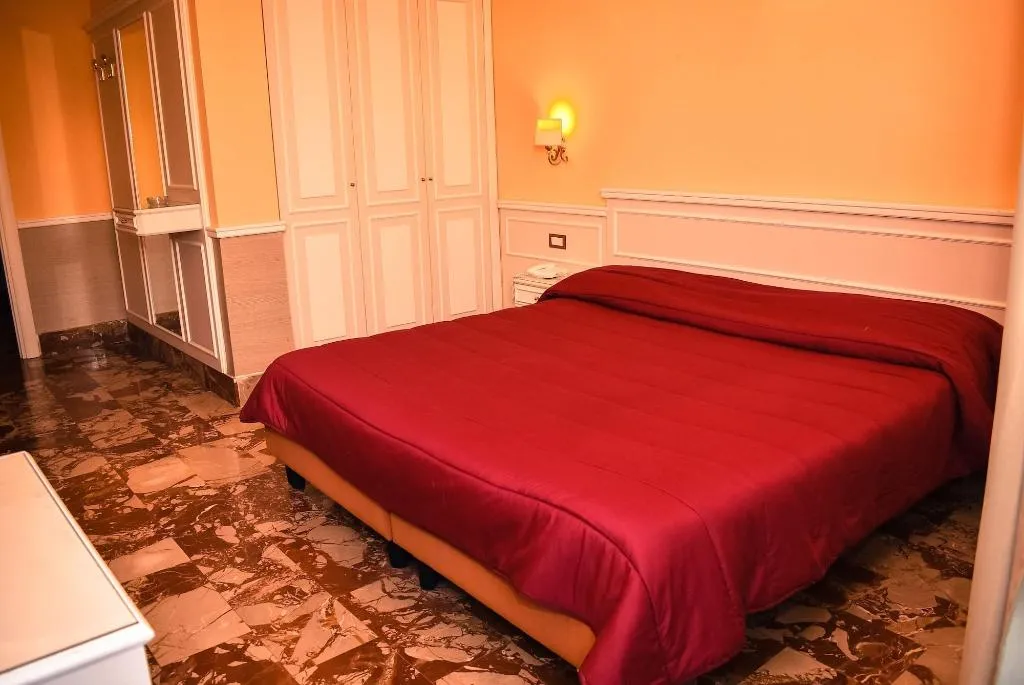 Room, Hotel Miravalle, Naples