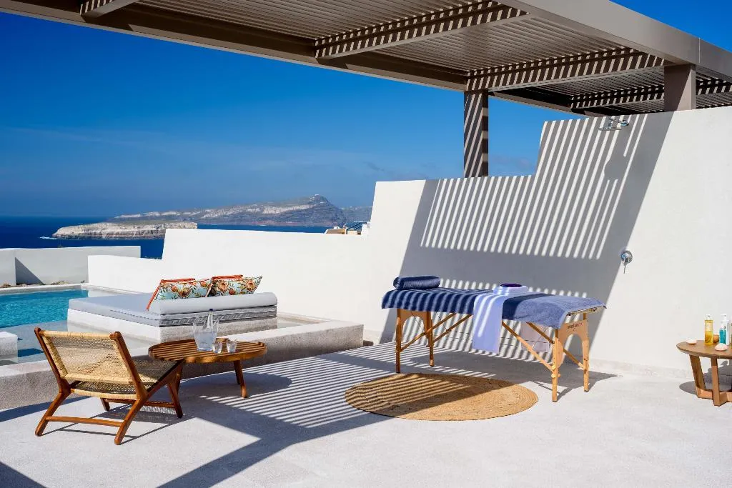 SUITE DELUXE Room, Potnia Theron Suites, Santorini