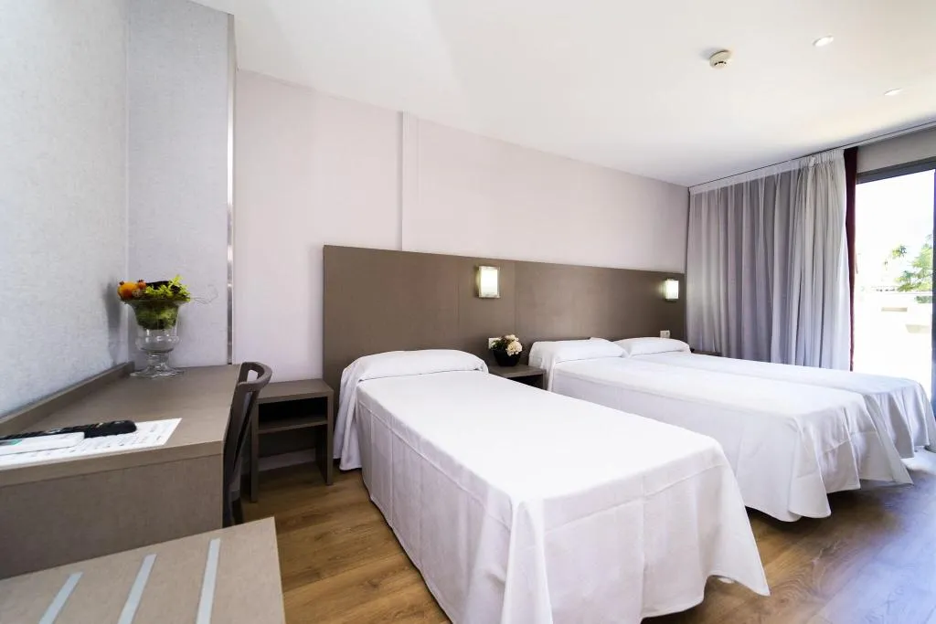 Room, Montesol Benidorm, Costa Blanca