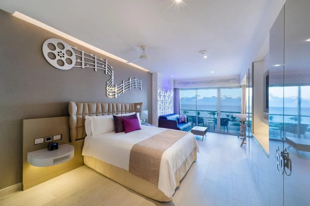 Room, Planet Hollywood Adult Scene - All-Inclusive Resor, Cancun Area