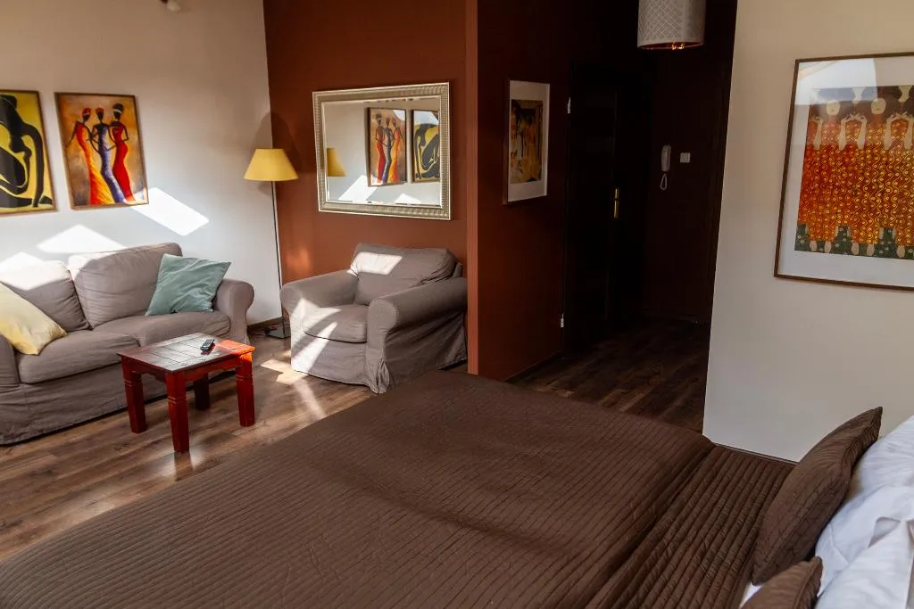 STUDIO KING SIZE BED Room, Lounge Apartments, Krakow