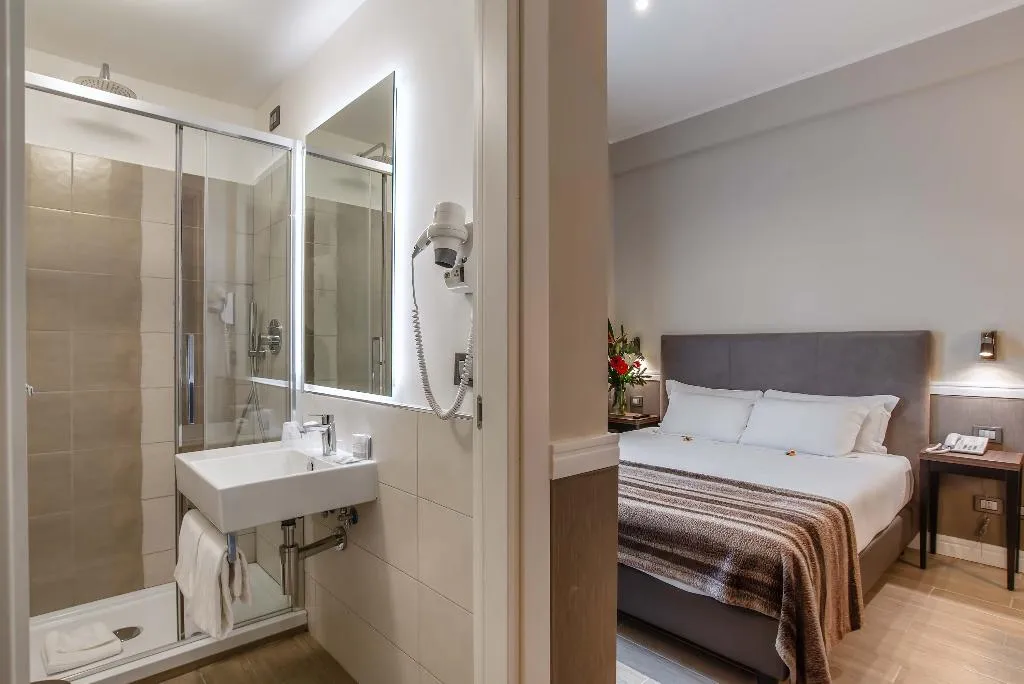 Double or Twin STANDARD Room, Fragrance St Peter Hotel, Rome