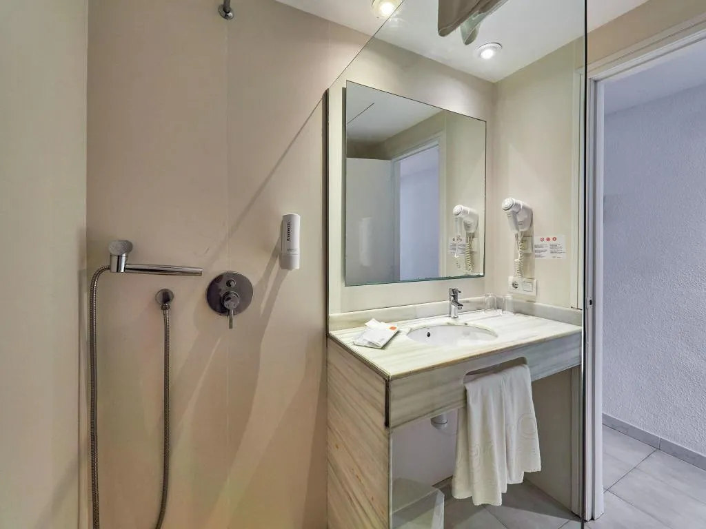 APARTMENT TWO BEDS Room, Viva Alcudia Sun Village, Majorca
