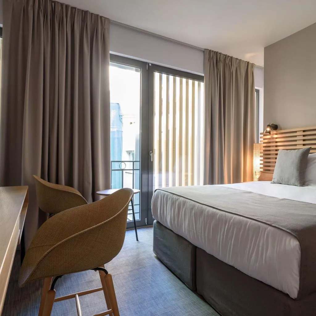 Room, FOS DownTown Suites, Athens