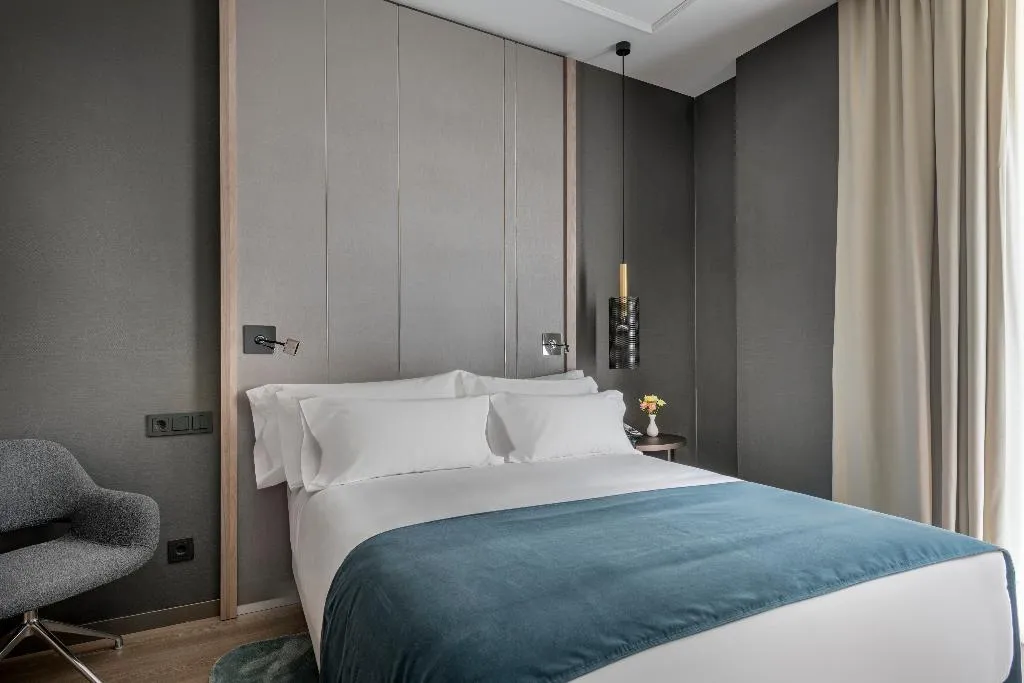 DOUBLE SUPERIOR WITH TERRACE Room, NH Collection Madrid Gran Vía, Madrid