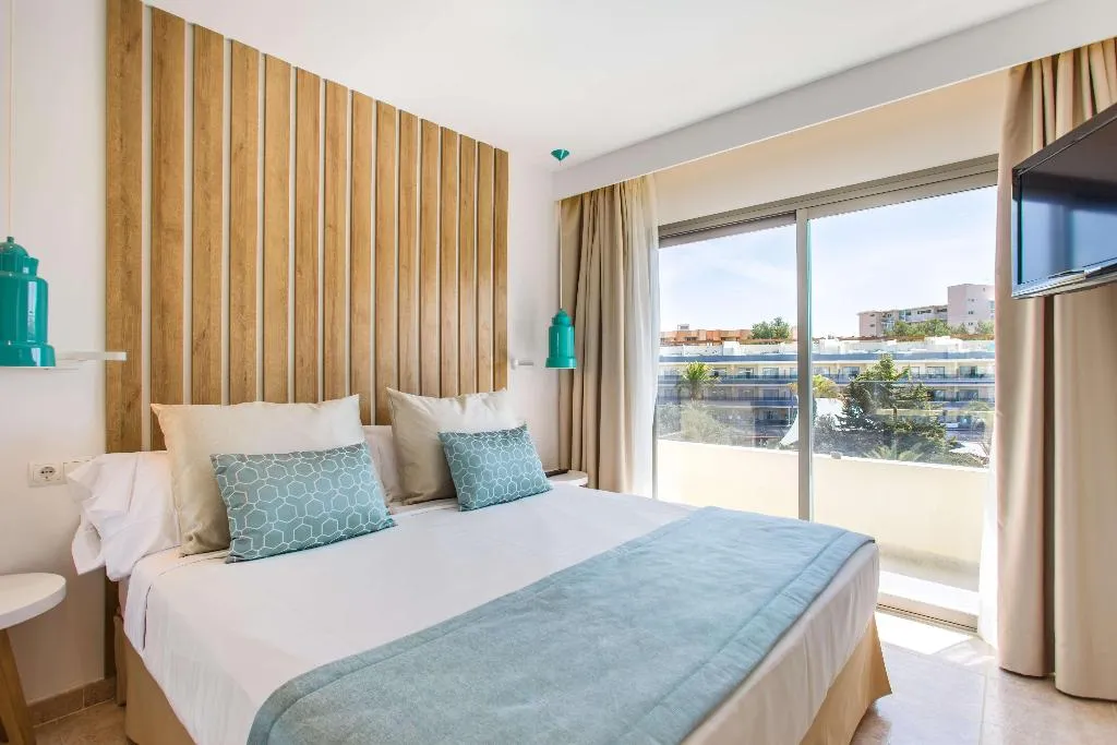 Room, Zafiro Palmanova, Majorca