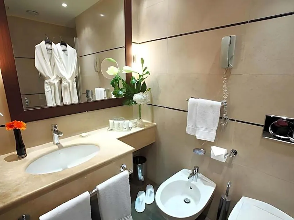 TWIN SUPERIOR Room, Starhotels Ritz, Milan