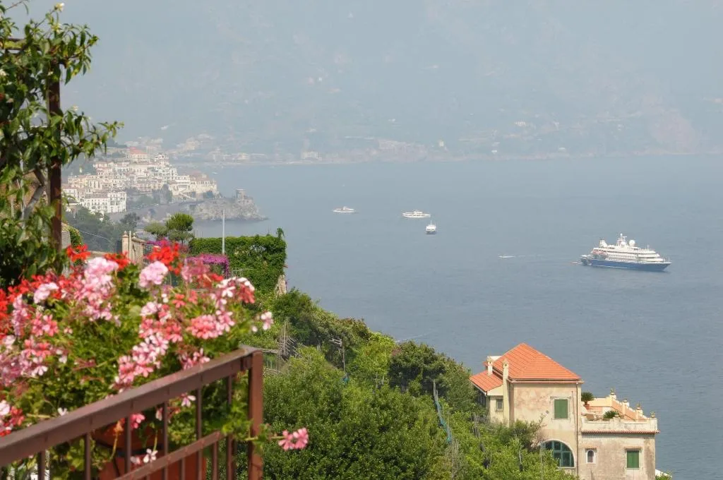 General view, Al Pesce d'Oro, Naples