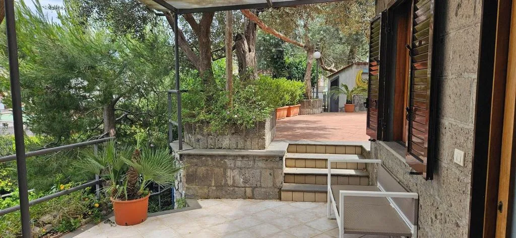 Terrace, Hotel Cristina, Naples