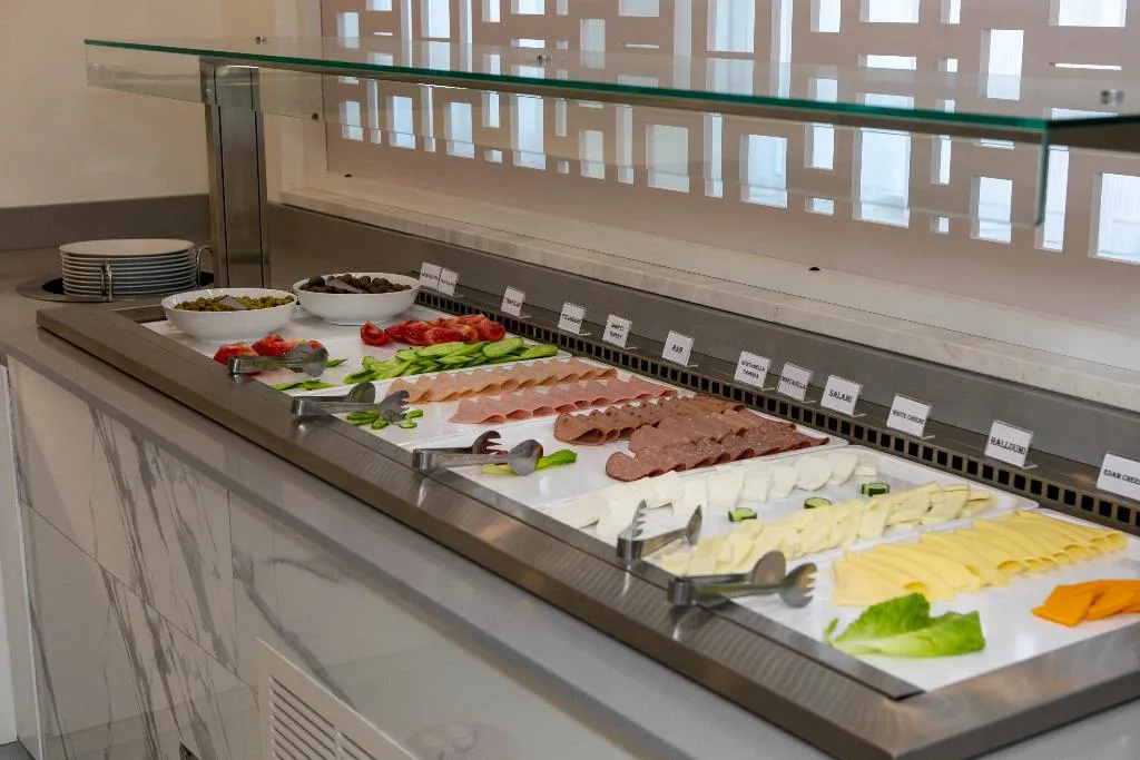 Restaurant, Best Western Plus Larco Hotel, Cyprus