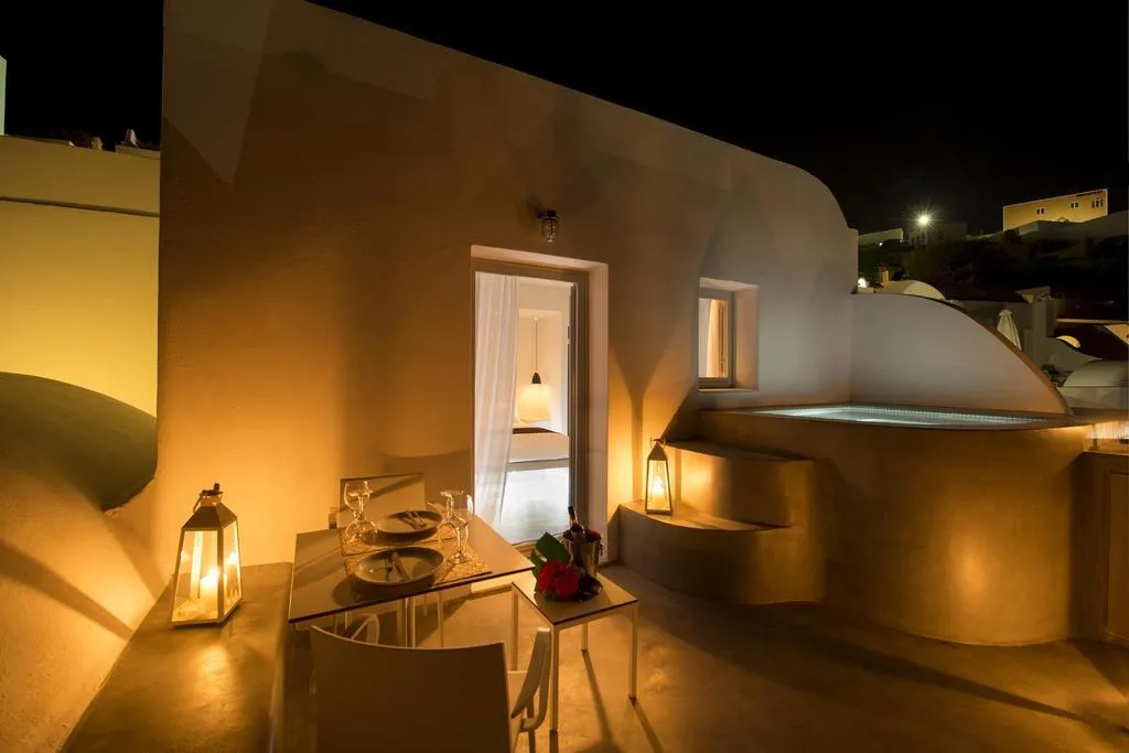 General view, Regina Mare, Santorini