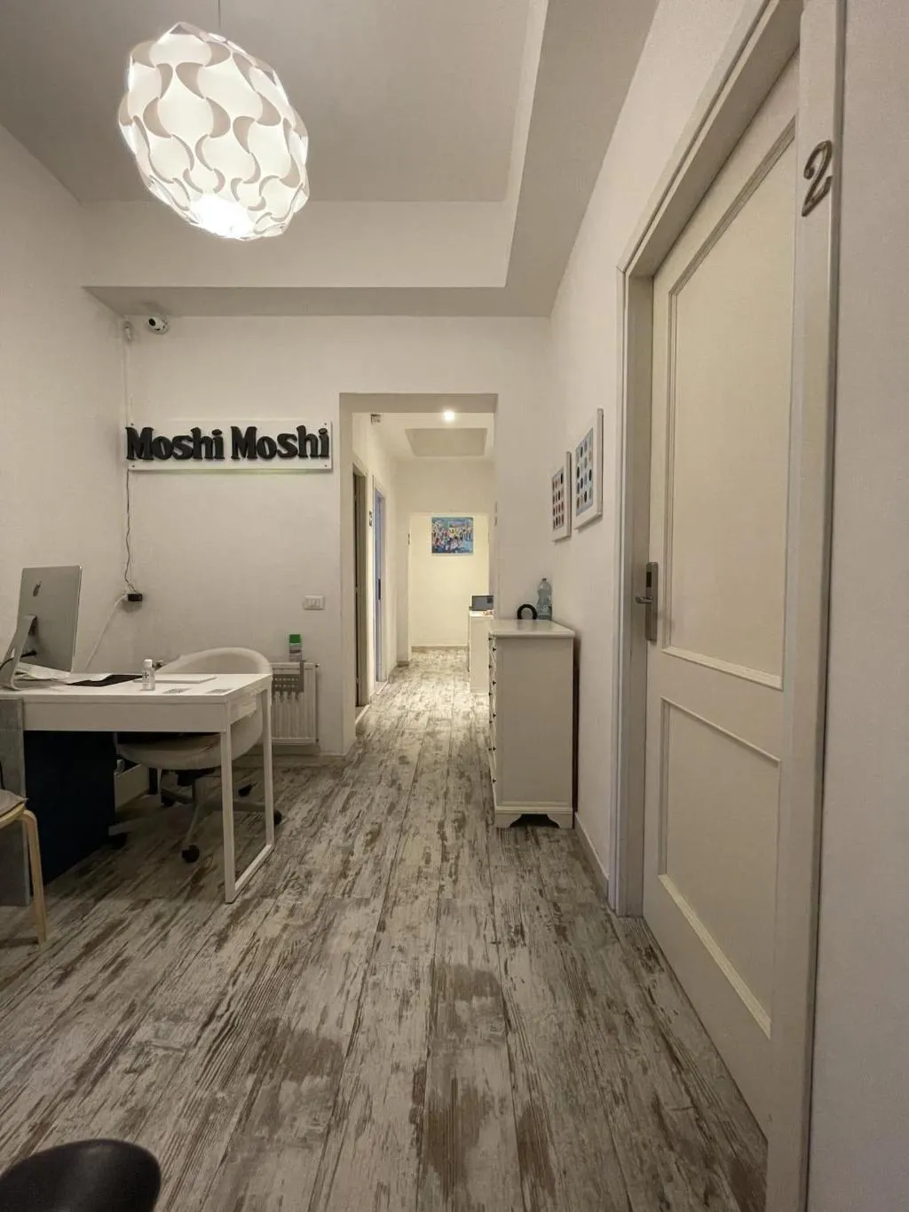 Lobby, Moshi Moshi B B, Naples