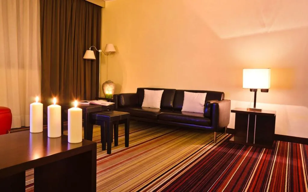 Room, Valgrande Hotel, Milan