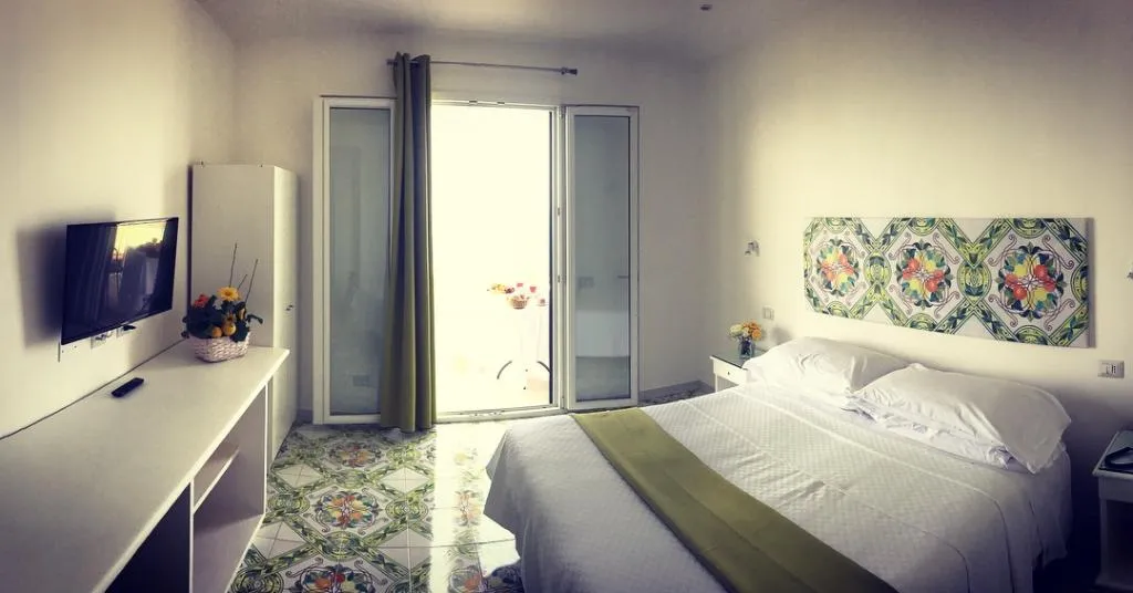 Double or Twin SUPERIOR SEA VIEW Room, Villa Pina Antico Francischiello, Naples