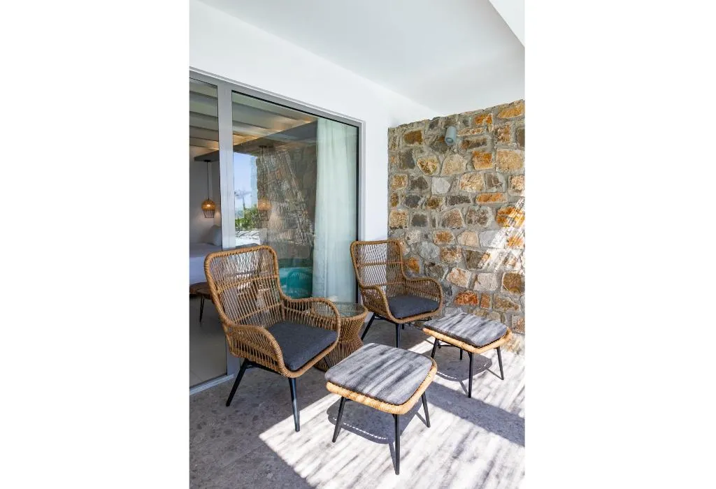 SUITE WITH PRIVATE POOL Room, Konstantinos Palace, Rhodes