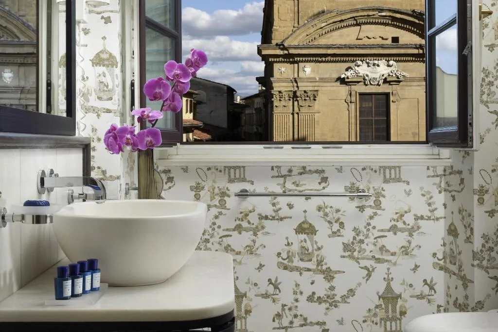 SUITE EXECUTIVE KING BED Room, San Firenze Suites And Spa, Florence
