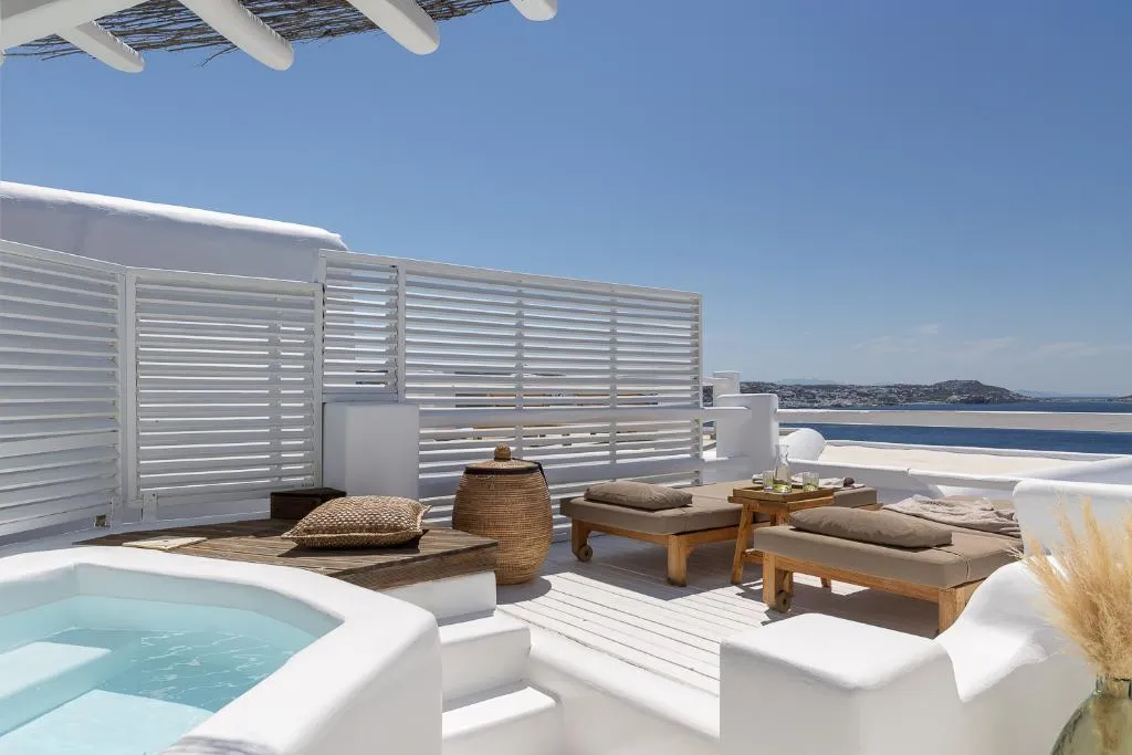 Double or Twin DELUXE WITH JACUZZI Room, Rocabella Mykonos Hotel, Mykonos