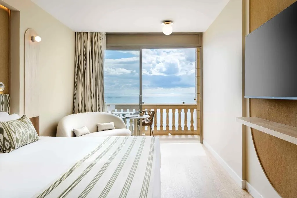 Double or Twin SUPERIOR SEA VIEW Room, Barcelo Illetas Albatros, Majorca