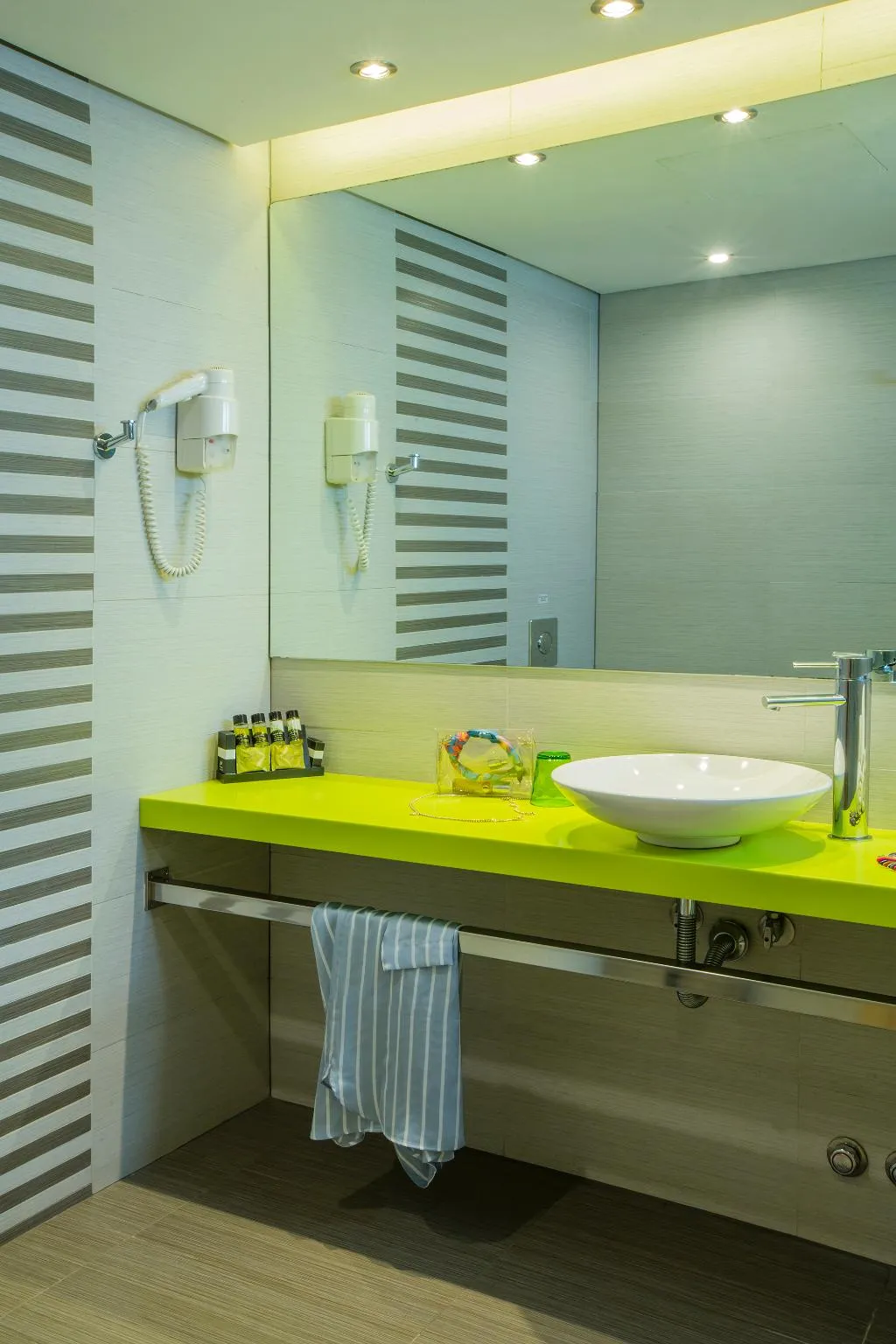 TWIN PREMIUM Room, Novus Hotel, Athens