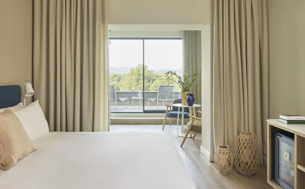 Room, ME Sitges Terramar, Costa Brava