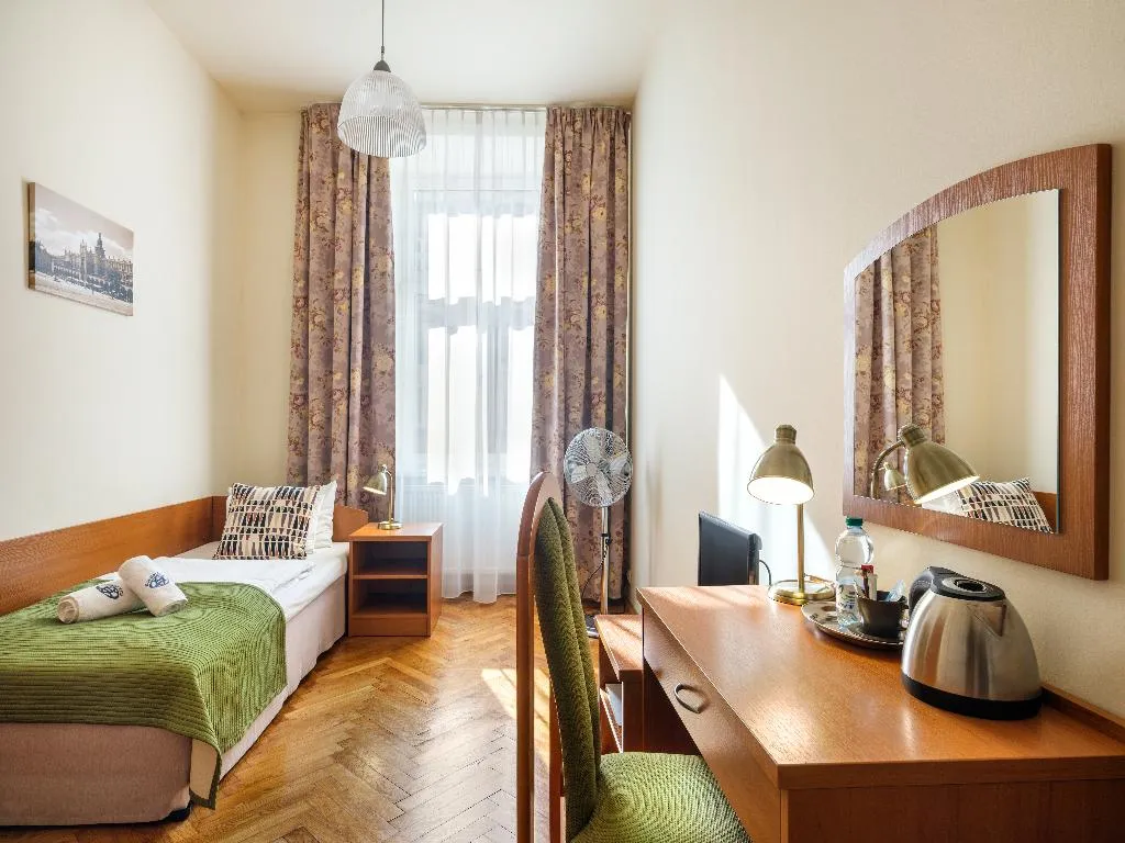 SINGLE STANDARD Room, Kosmopolita Rooms & Apartments, Krakow