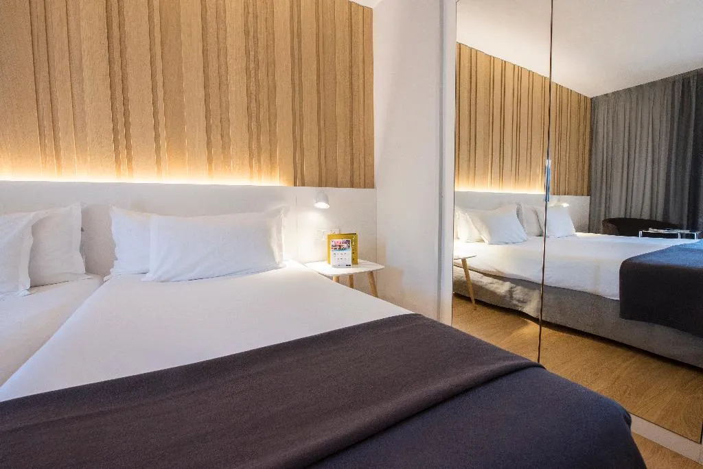 DOUBLE SINGLE USE STANDARD Room, Silken Ramblas, Barcelona