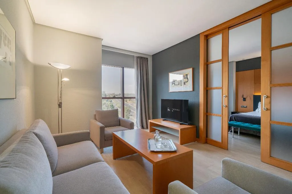 SUITE DELUXE Room, Eurostars Puerta Madrid, Madrid