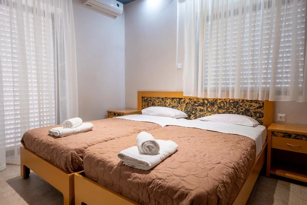 TRIPLE STANDARD Room, Milonas House Apartments, Halkidiki