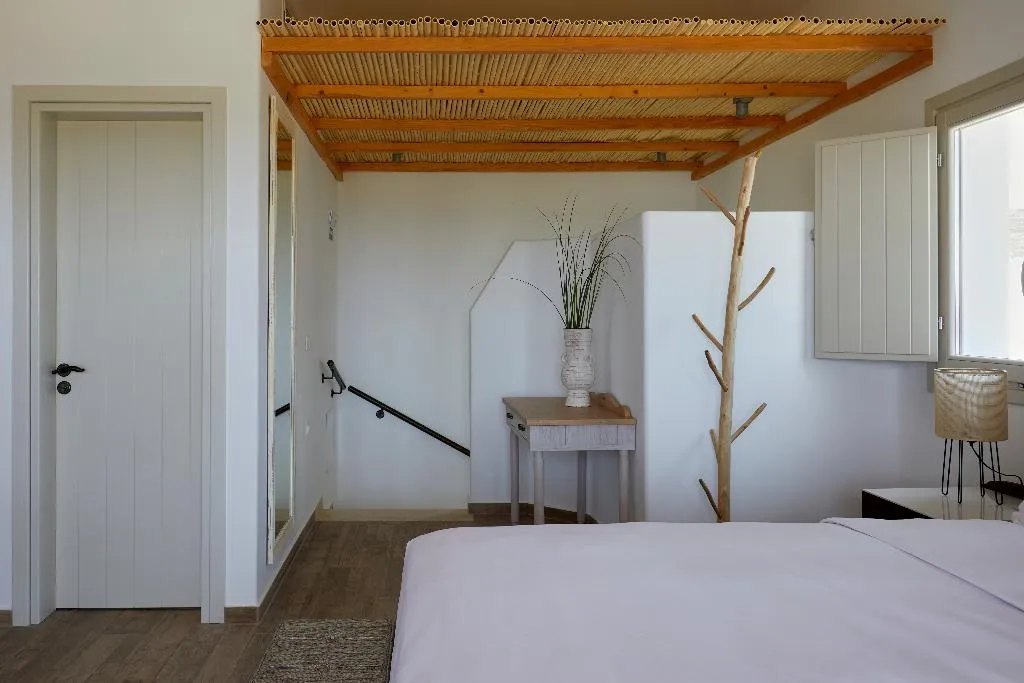 SUITE SEA VIEW Room, Sea Breeze Santorini Beach Resort, Curio Collectio, Santorini