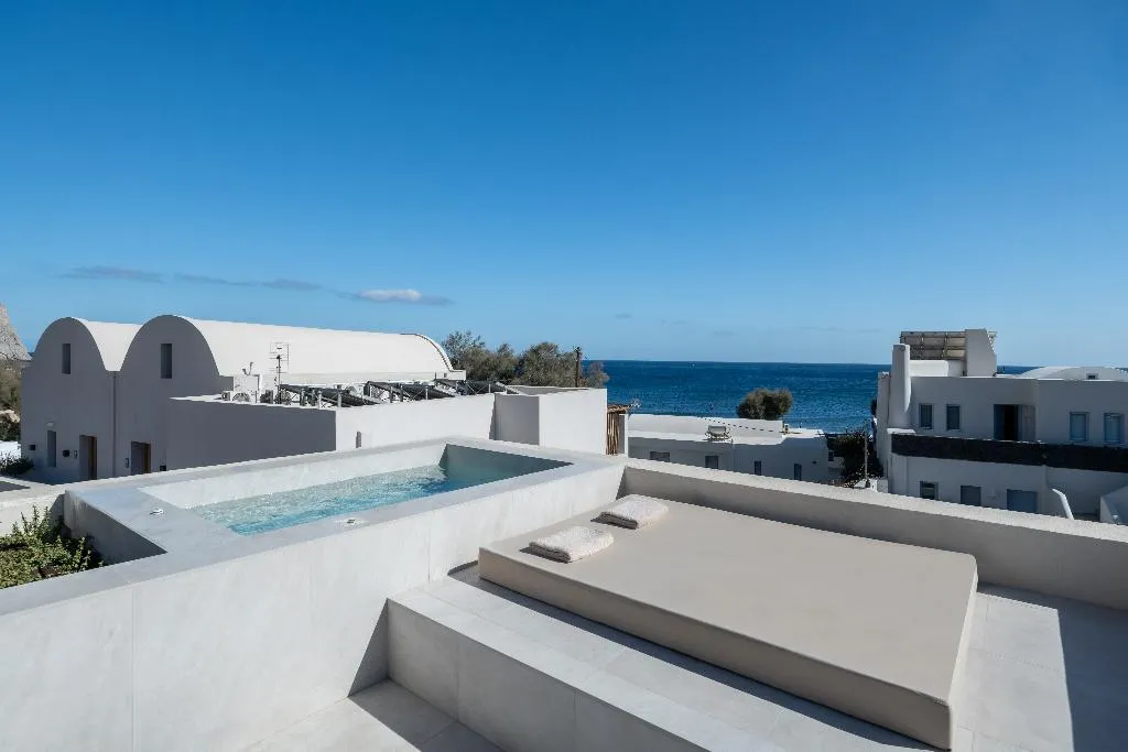 JUNIOR SUITE SUPERIOR SEA VIEW Room, Heyday Luxury Suites, Santorini