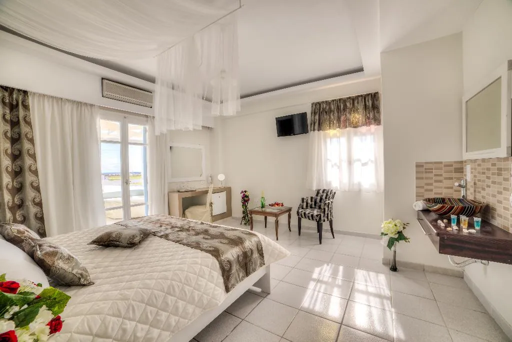JUNIOR SUITE SEA VIEW Room, Pantheon Hotel, Santorini