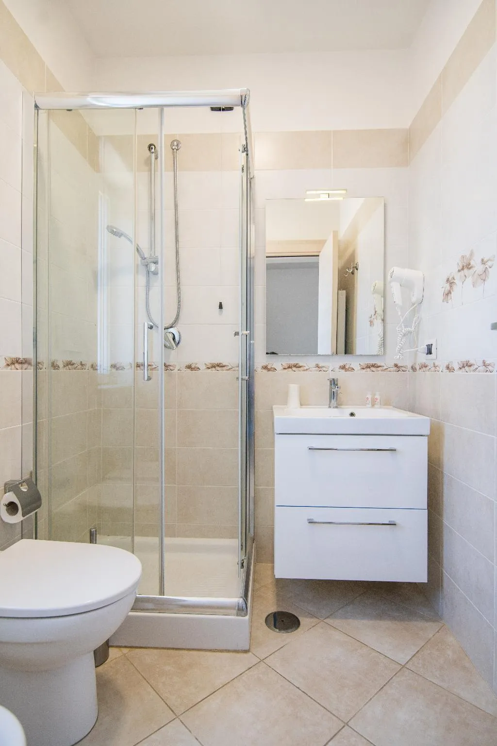 QUADRUPLE WITH KITCHENETTE Room, O' Sole Mio Pompei, Naples