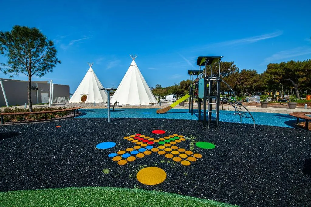 Sports and Entertainment, Arena Grand Kazela Camping Homes, Istria
