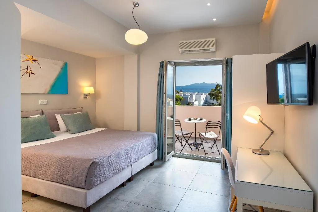 Double or Twin SUPERIOR Room, Fomithea, Santorini