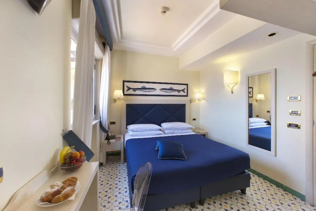 DOUBLE STANDARD Room, Del Mare, Naples