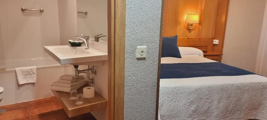 DOUBLE WITH DOUBLE BED Room, Hotel Real de Toledo, Madrid