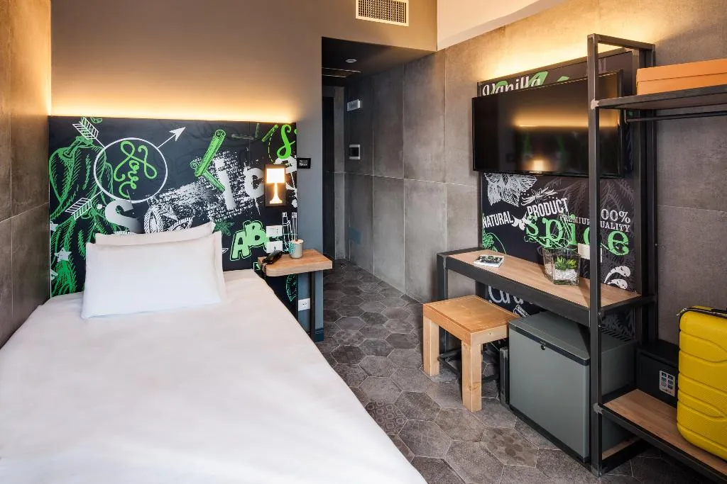 SINGLE STANDARD Room, Spice Hotel, Milan