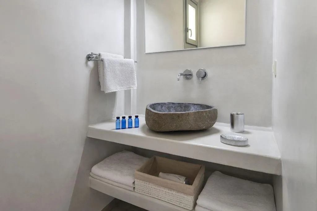 Room, Seven Suites, Santorini