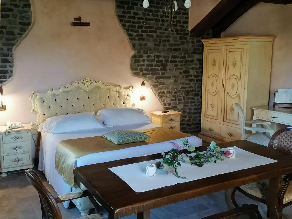 SUITE STANDARD Room, Hotel Relais Castrum Bocce, Rome