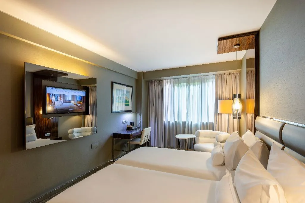Double or Twin DELUXE PREMIER Room, Altis Grand Hotel, Lisbon