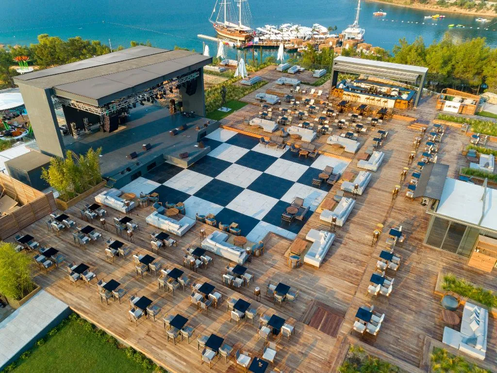 Sports and Entertainment, Lujo Art &Joy, Bodrum