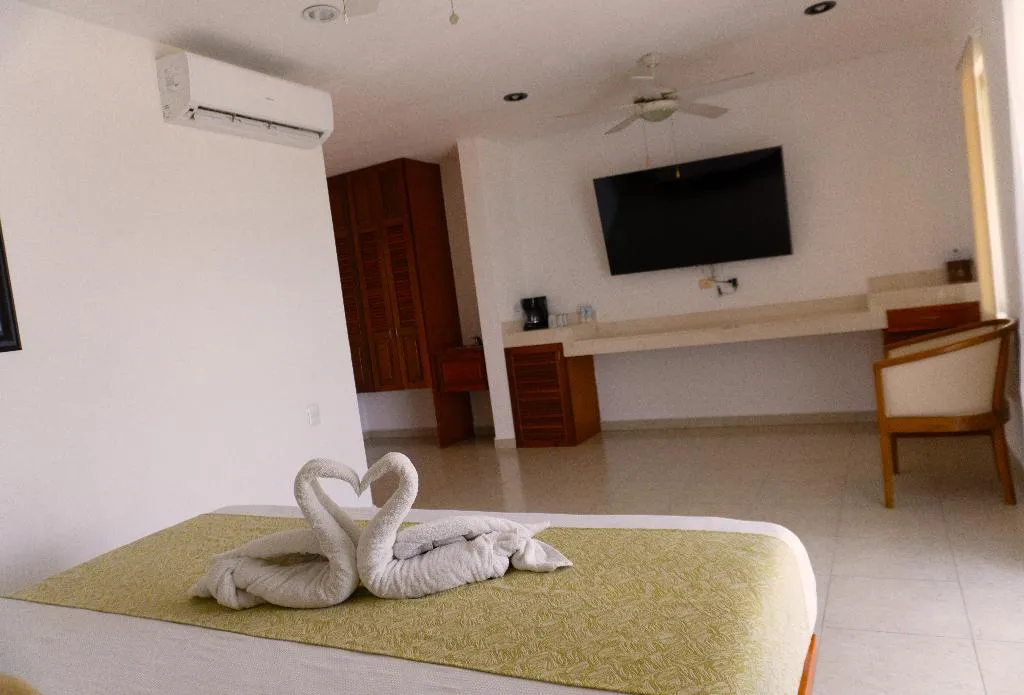 JUNIOR SUITE STANDARD Room, Casa Melissa, Playa Del Carmen