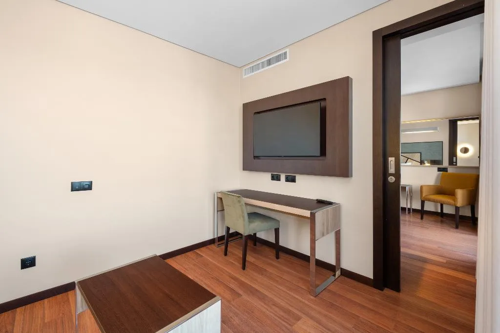 JUNIOR SUITE STANDARD Room, Axis Porto Business & SPA Hotel, Porto