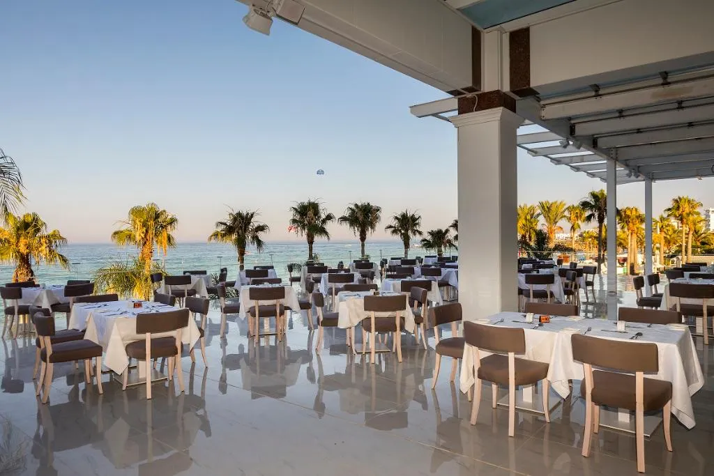Restaurant, Constantinos The Great Beach Hotel, Cyprus