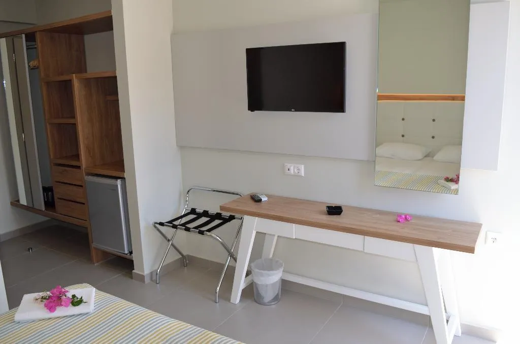 Double or Twin SUPERIOR SEA VIEW Room, Fevro, Crete
